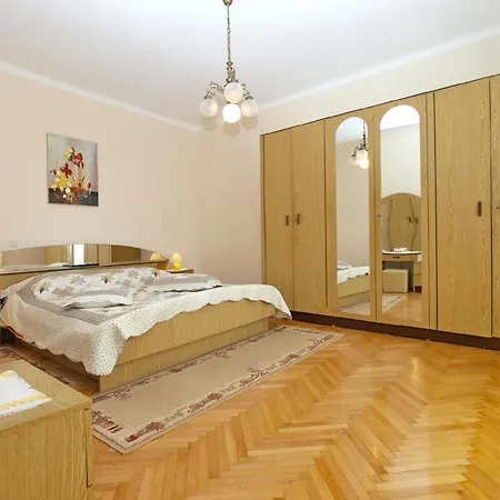Apartment Fuer 6 Personen Ca 75 Qm In Valtura, Istrien Suedkueste Von Istrien