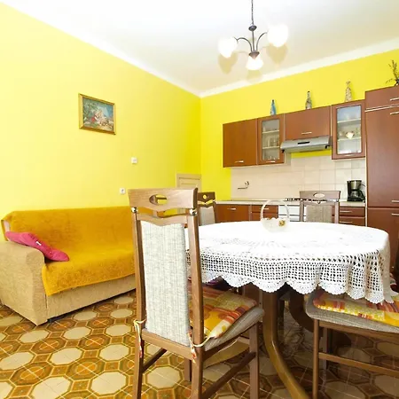 Apartment Fuer 6 Personen Ca 75 Qm In Valtura, Istrien Suedkueste Von Istrien Valtura